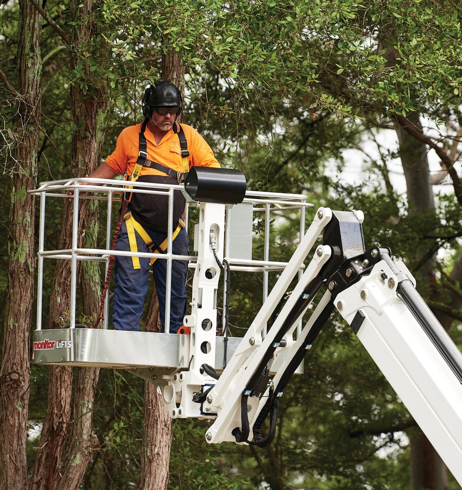 How a spider lift saves you on labour costs