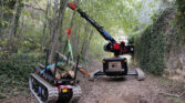 almac crane loading a crawler
