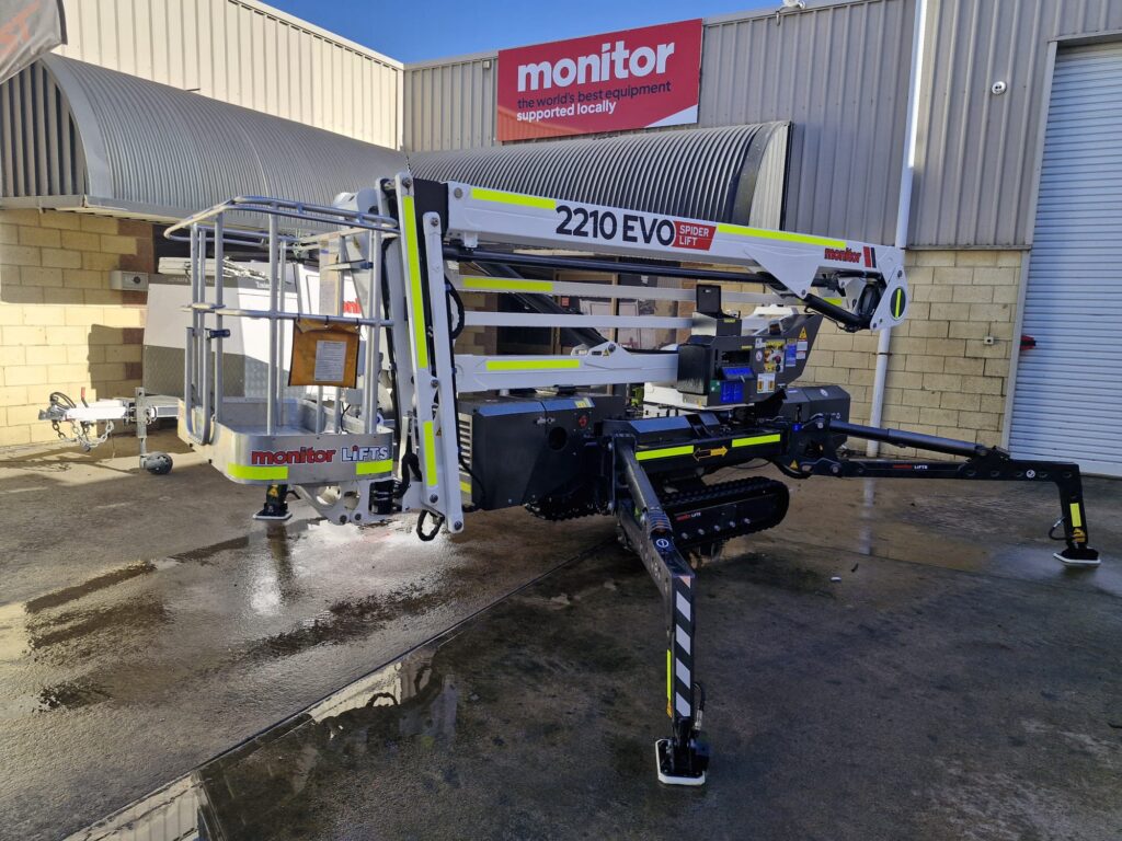 close up photo of spider lift