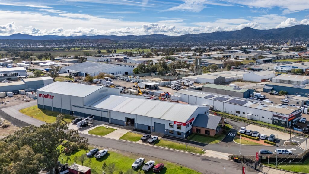 Monitor Tamworth